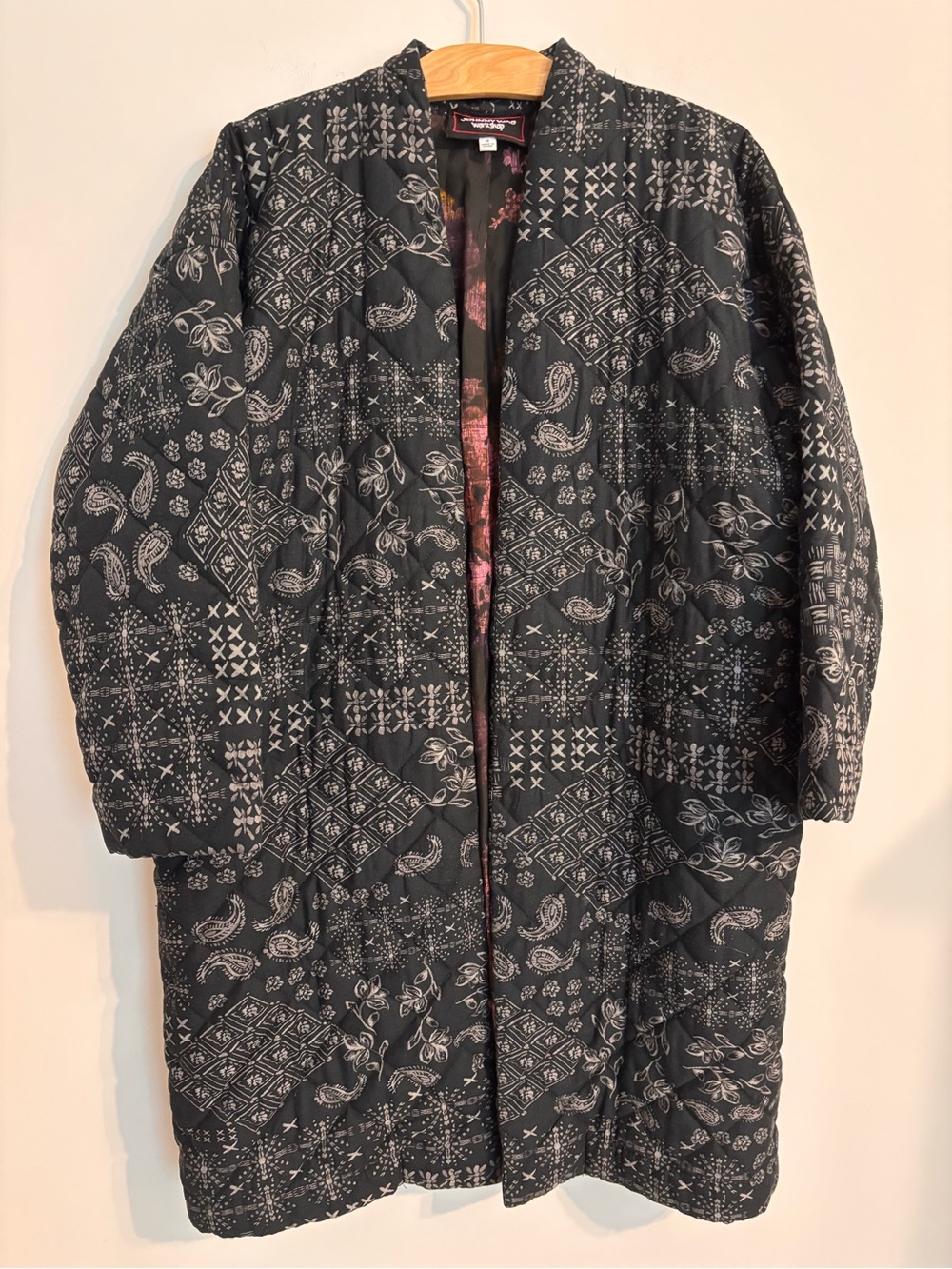 Johnny Was Workshop EUC Ruth quilted Black & Grey kimono jacket